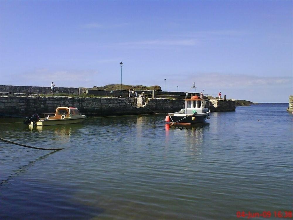 Causeway Tavern Bed & Breakfast Bushmills Buitenkant foto