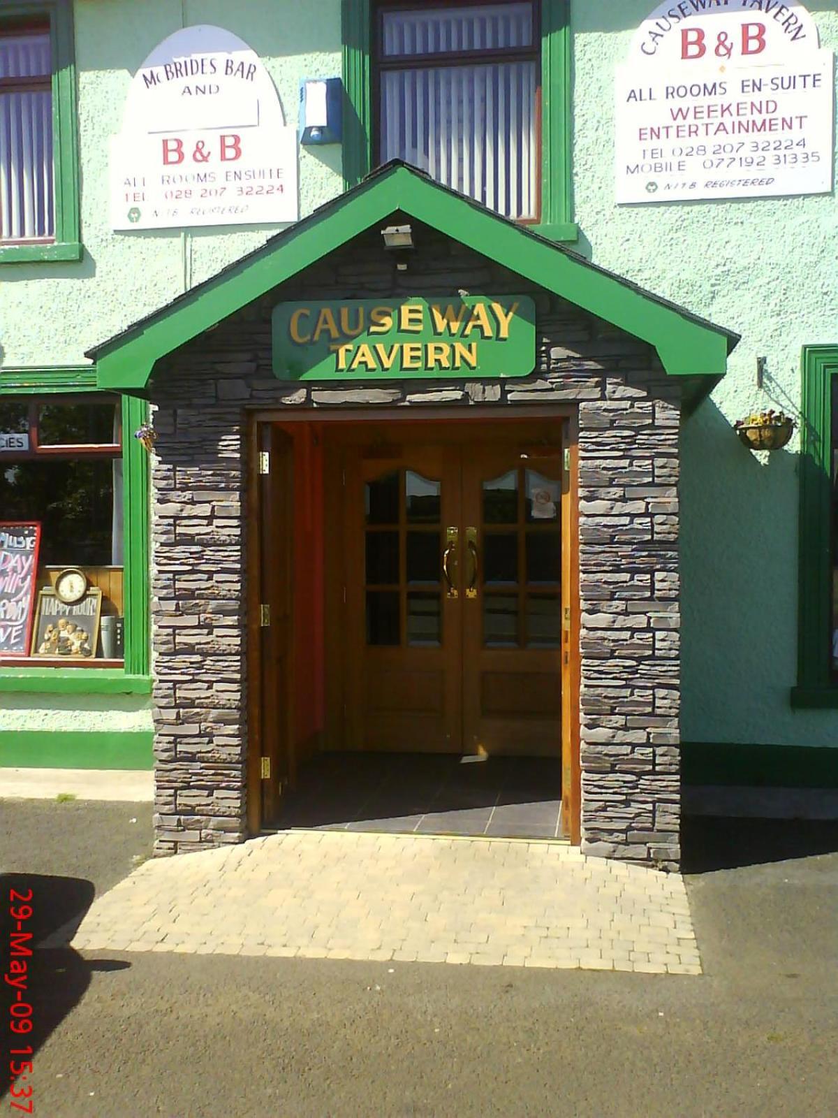 Causeway Tavern Bed & Breakfast Bushmills Buitenkant foto