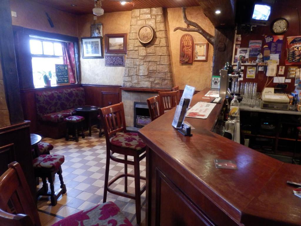 Causeway Tavern Bed & Breakfast Bushmills Buitenkant foto