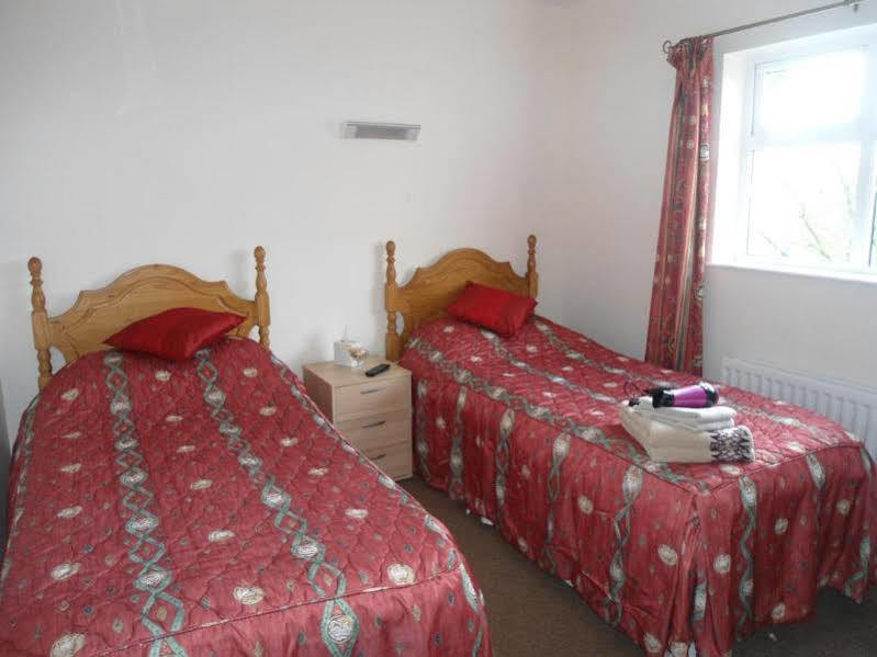 Causeway Tavern Bed & Breakfast Bushmills Buitenkant foto