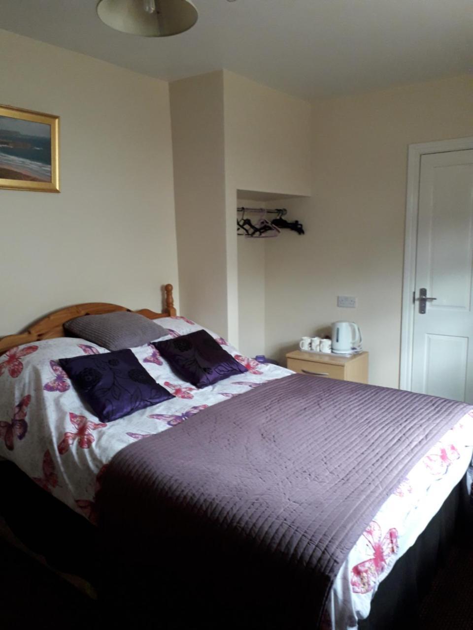 Causeway Tavern Bed & Breakfast Bushmills Buitenkant foto