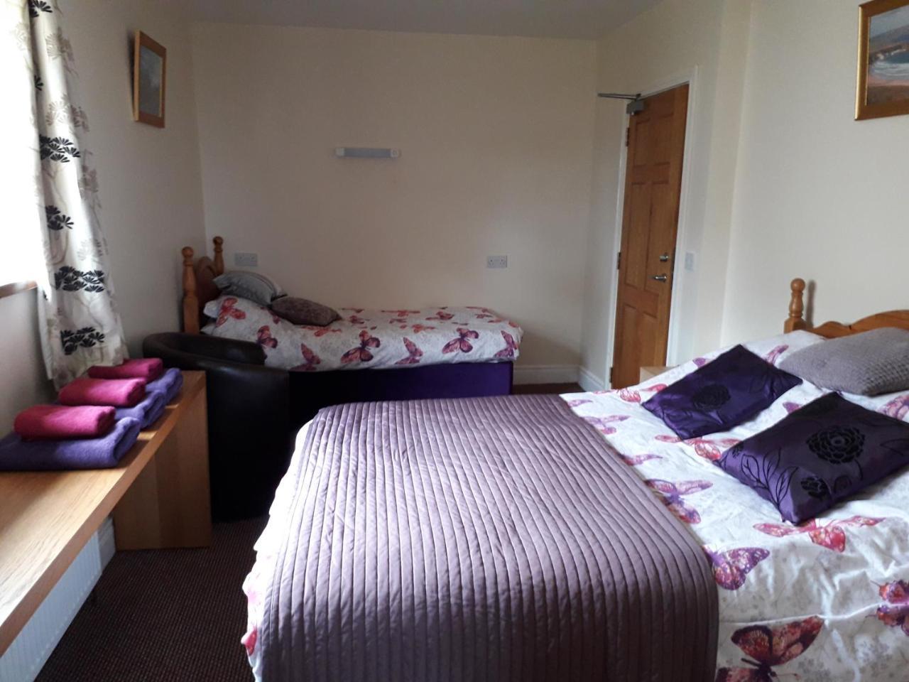 Causeway Tavern Bed & Breakfast Bushmills Buitenkant foto